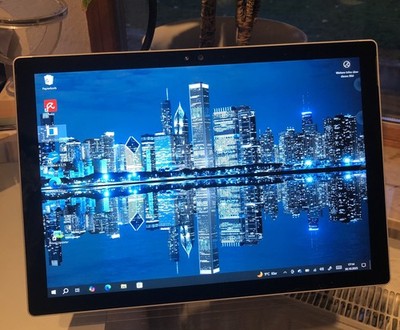Microsoft Surface Pro 4 128 GB 12,3  Tablet Laptop PC Windows 10 + Zubehör