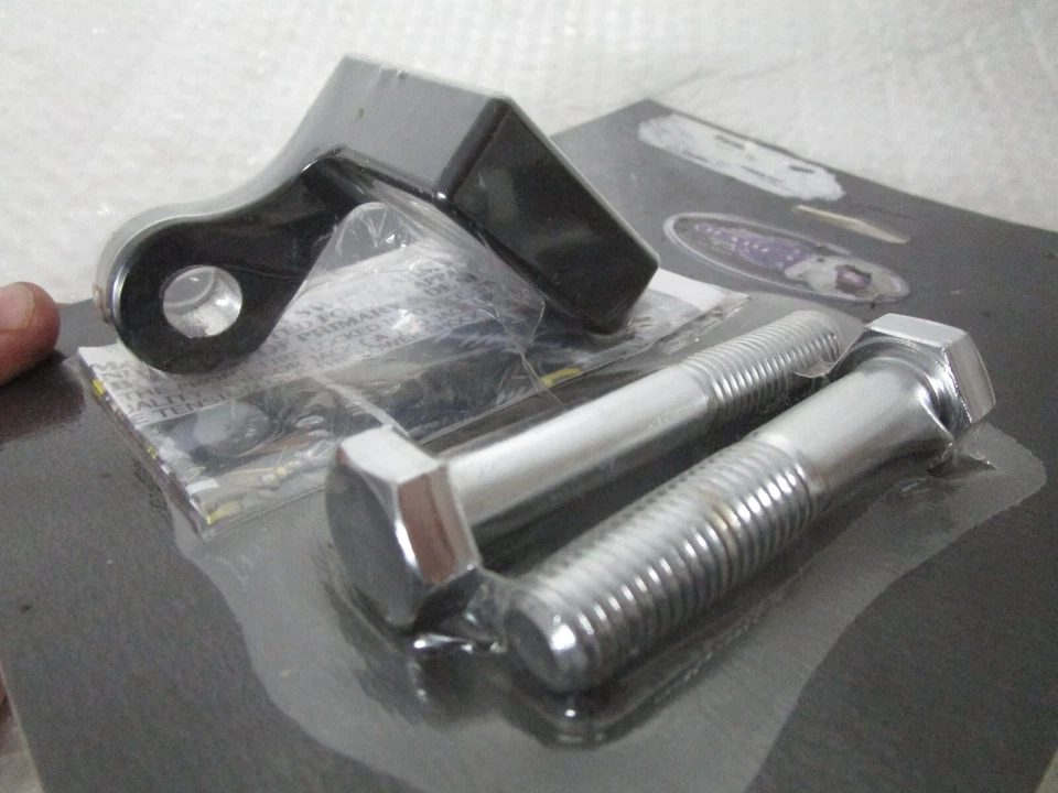 Marco de matrícula no plegable Harley Davidson V-Rod Badlands NEGRO Foto 2 de 4