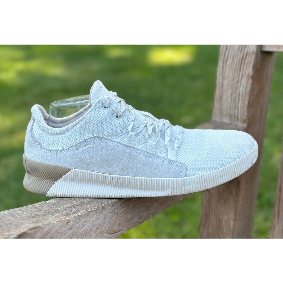 Sorel Off White Out N About Women's Low Sneaker Shoe Size 11 or 42