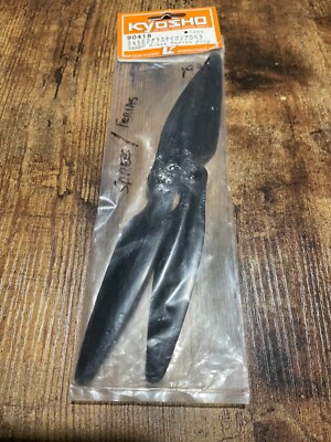 Kyosho #90418 9x6 Propeller 2Pack NOS for Kyosho Ferias