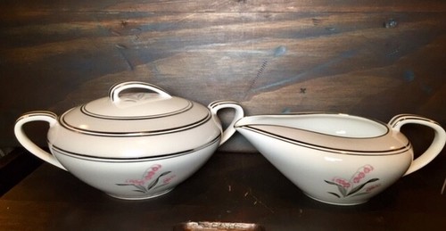 Noritake Lilybell Sugar & Creamer with lid China Pink Flowers 5556 Japan Cute - Picture 2 of 12
