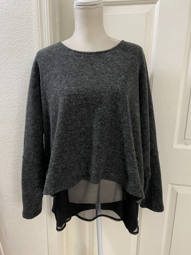 Joseph A Turtleneck Sweater Grey Black Red Strpes Long Sleeves Good