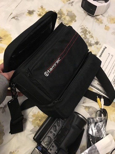 Panasonic Palmcorder PalmSight Camcorder PV-L657D with Manual in Case - Picture 7 of 12