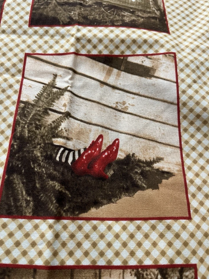 Tela acolchada "MAGO DE OZ" 28 cuadrados de escena de película color sepia Foto 3 de 4