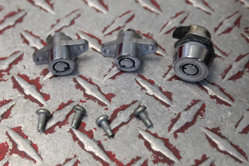 Harley Street Glide 2010 OEM interruptor de encendido llave inferior superior alforja cerraduras SG47 Foto 2 de 4