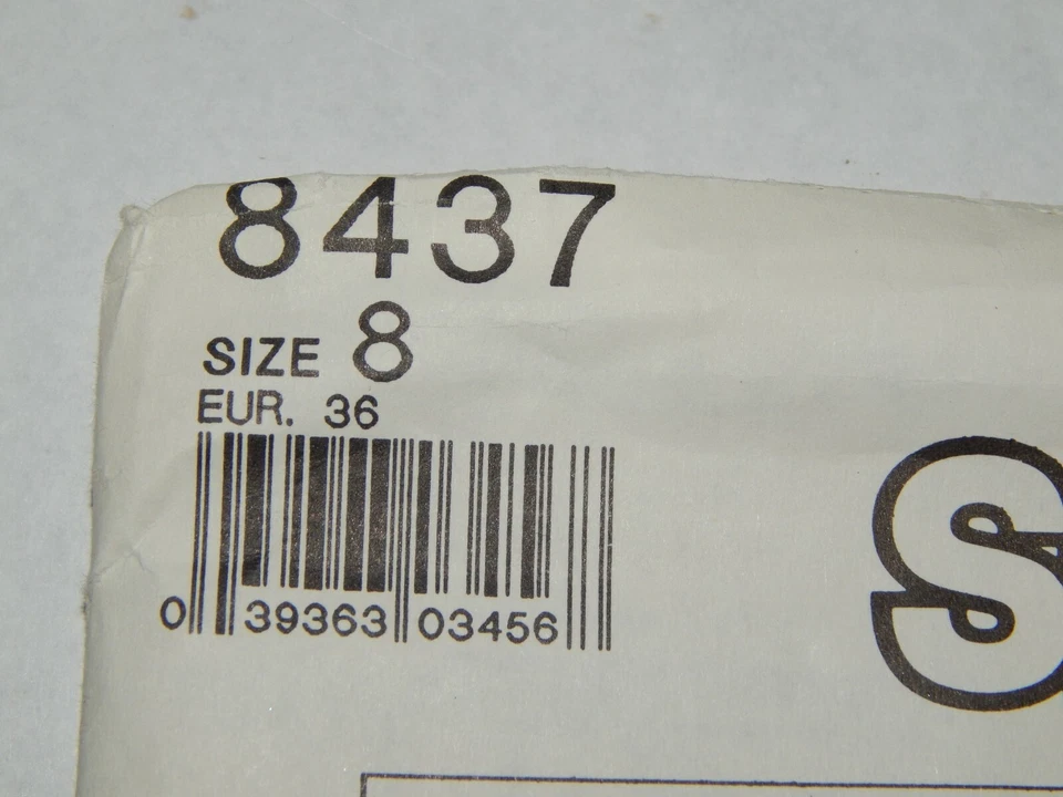 Simplicity 8437 Blouse Top Sewing Pattern Ladies 8 Button Up Long Short Fitted - Image 2 of 4