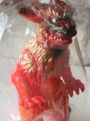 King Caesar Marmit Toy Festival 2004 Limited Edition Red Molding