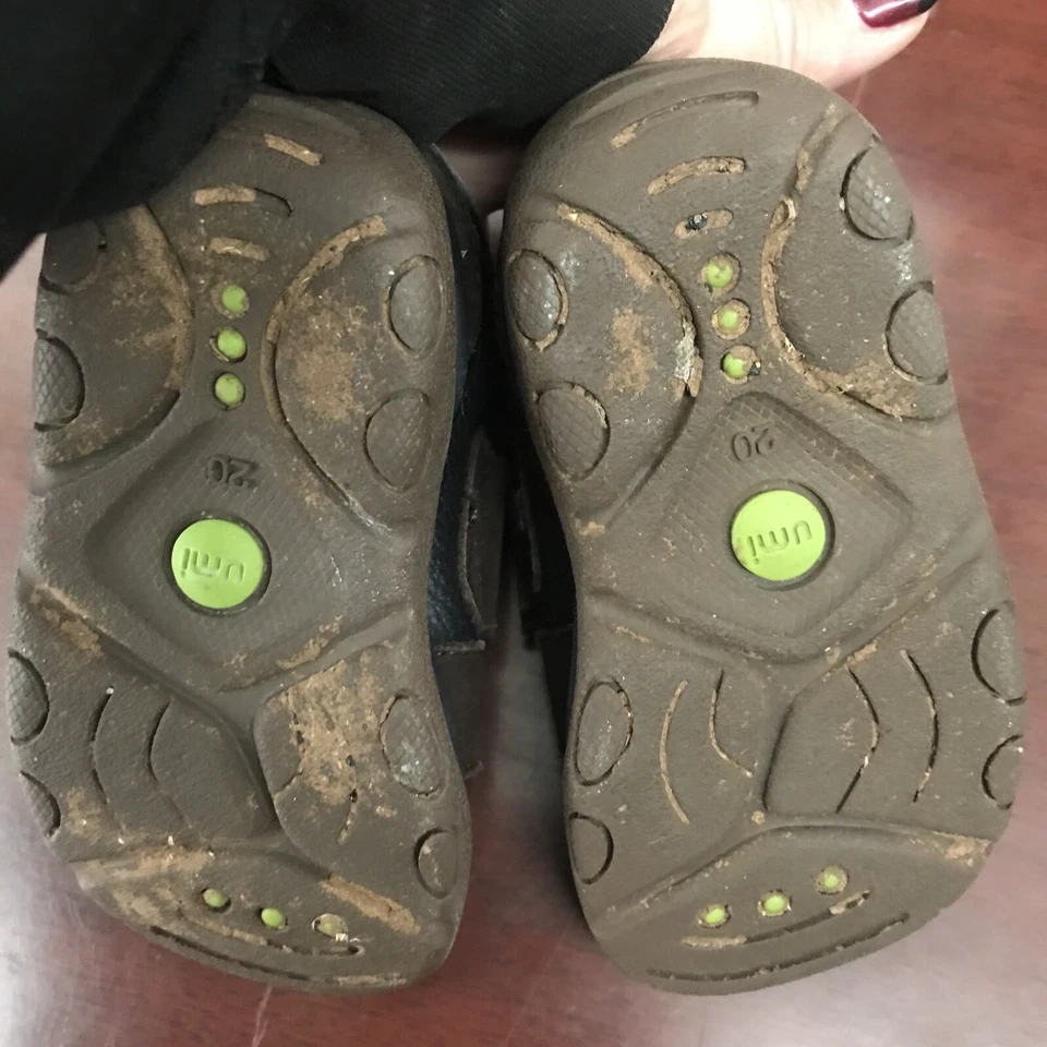 Umi Marrón Cuero Genuino Cuna Infantil Zapatos Talla 5 Bebé Niño Foto 2 de 4