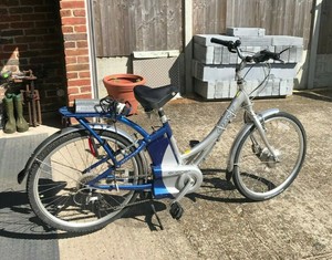 giant suede electric bike