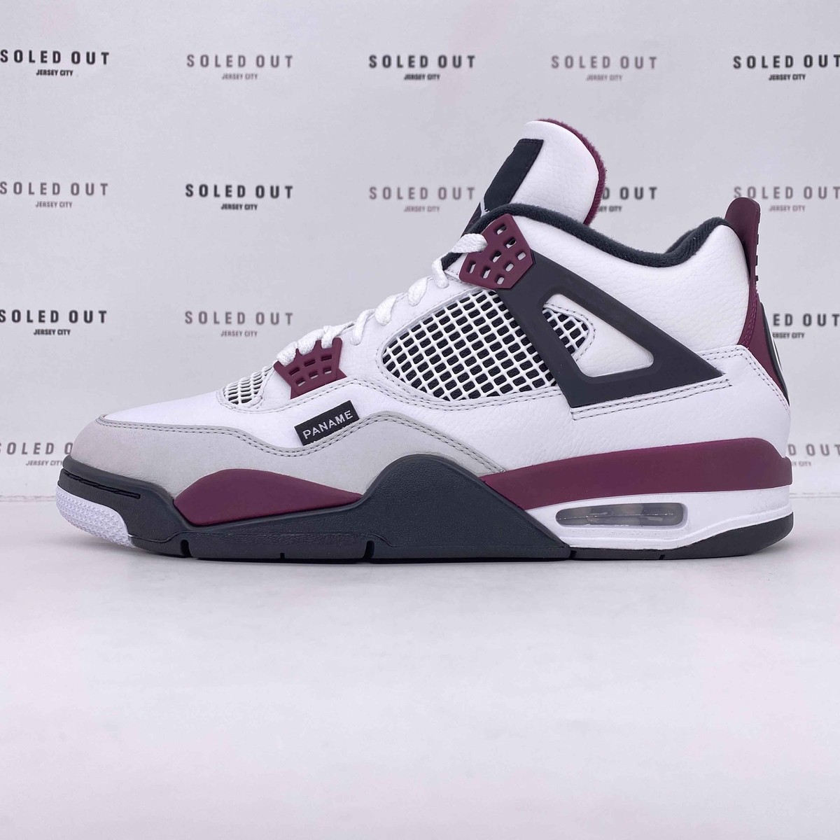 Air Jordan 4 Retro  