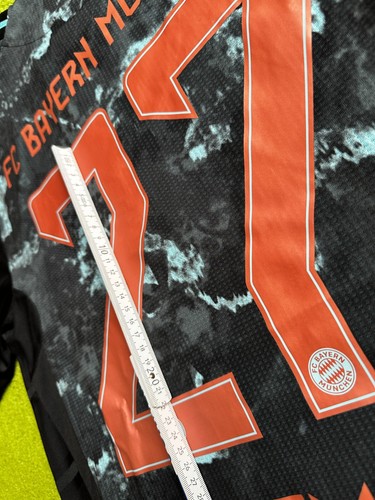 Spielertrikot Trikot Shirt Jersey Bayern München 2024 2025 Laimer Issued - Bild 9 von 17