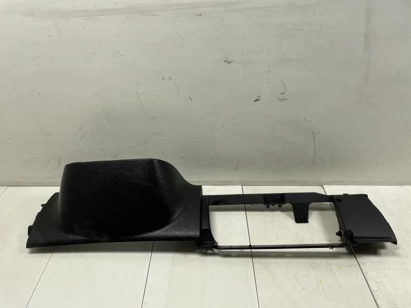 2012 CHEVROLET SUBURBAN 1500 LT ПРАВОЙ СТОРОНЕ ПРИБОРНОЙ ПАНЕЛИ НИЖНЯЯ ПЕРЧАТОЧНАЯ КОРОБКА ОТДЕЛКА OEM + - Изображение 4 из 4