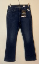 Lee Classic Fit Women's Straight Leg Jeans - Size 6 Short NEW WITH TAGS