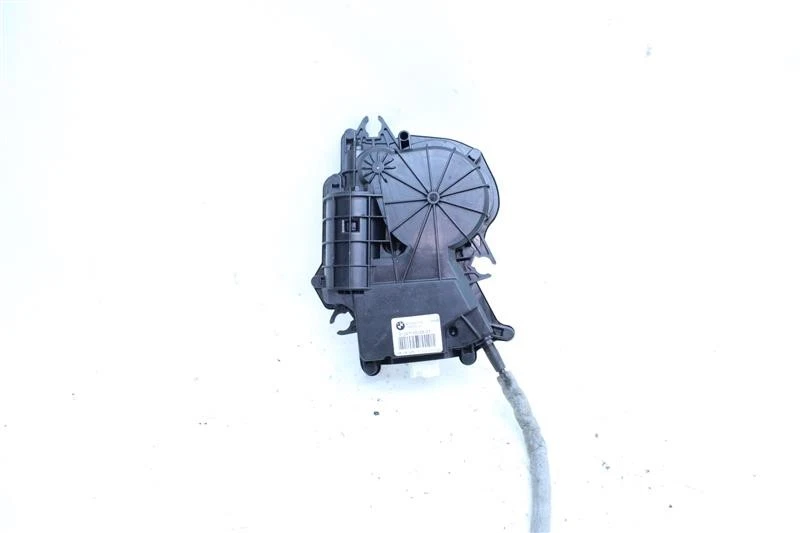 MOTOR PUERTA LEVADIZA ELÉCTRICA BMW 550i GT 2010 10 1105611 Foto 2 de 4