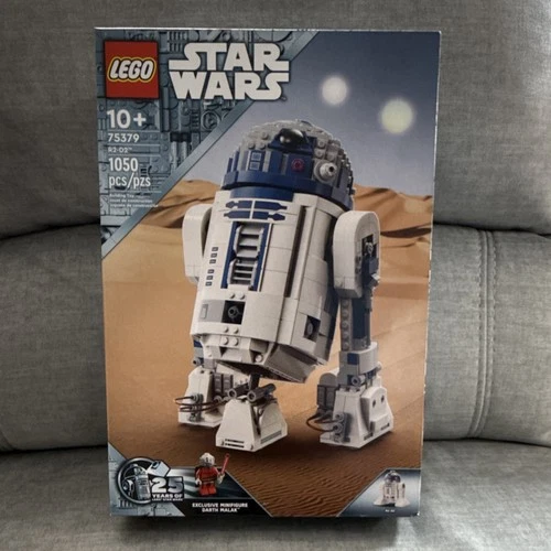 LEGO Star Wars R2-D2 75379 Complete Set 1050 pcs Exclusive Minifigure