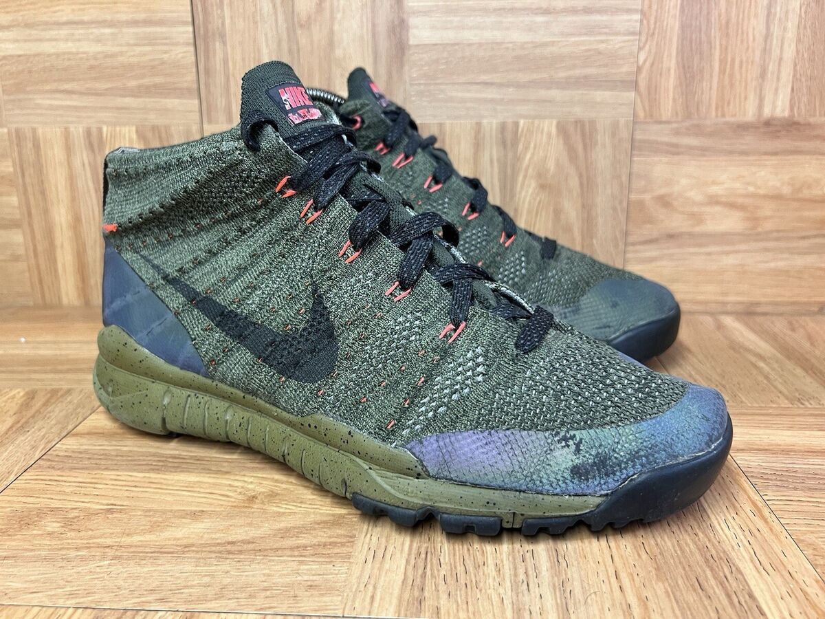 RARE🔥 Sz 10 - Nike Flyknit Chukka SneakerBoots oLIVE RARE🔥 Sz 10 - Nike Flyknit Chukka SneakerBoots oLIVE