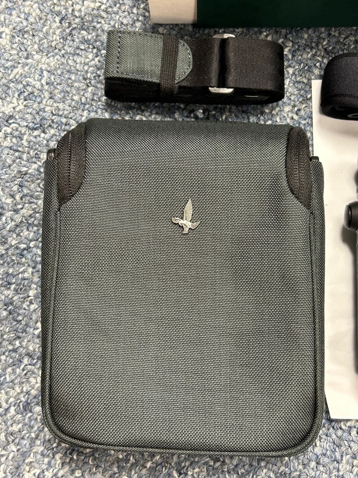 Swarovski CL Companion 8x30 Binoculars Green + WN Wild Nature - Brand New in Box - Image 4 of 4