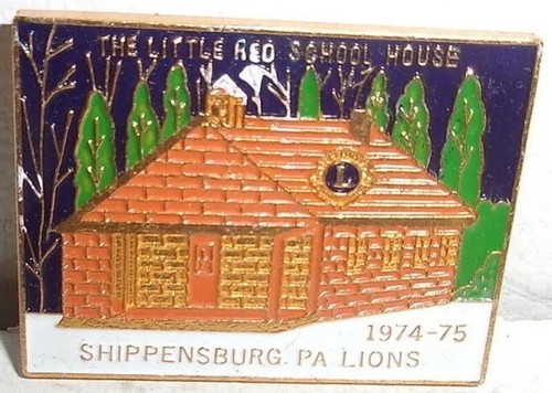 The Little Red School House Shippensburg Pa Lions Club Pin 1974 - 1975 New - Picture 7 of 7