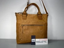 AMERICAN LEATHER USA-NWT $185.00   64 YEARS IN BEVERLY HILLS CA  FILM STAR READY