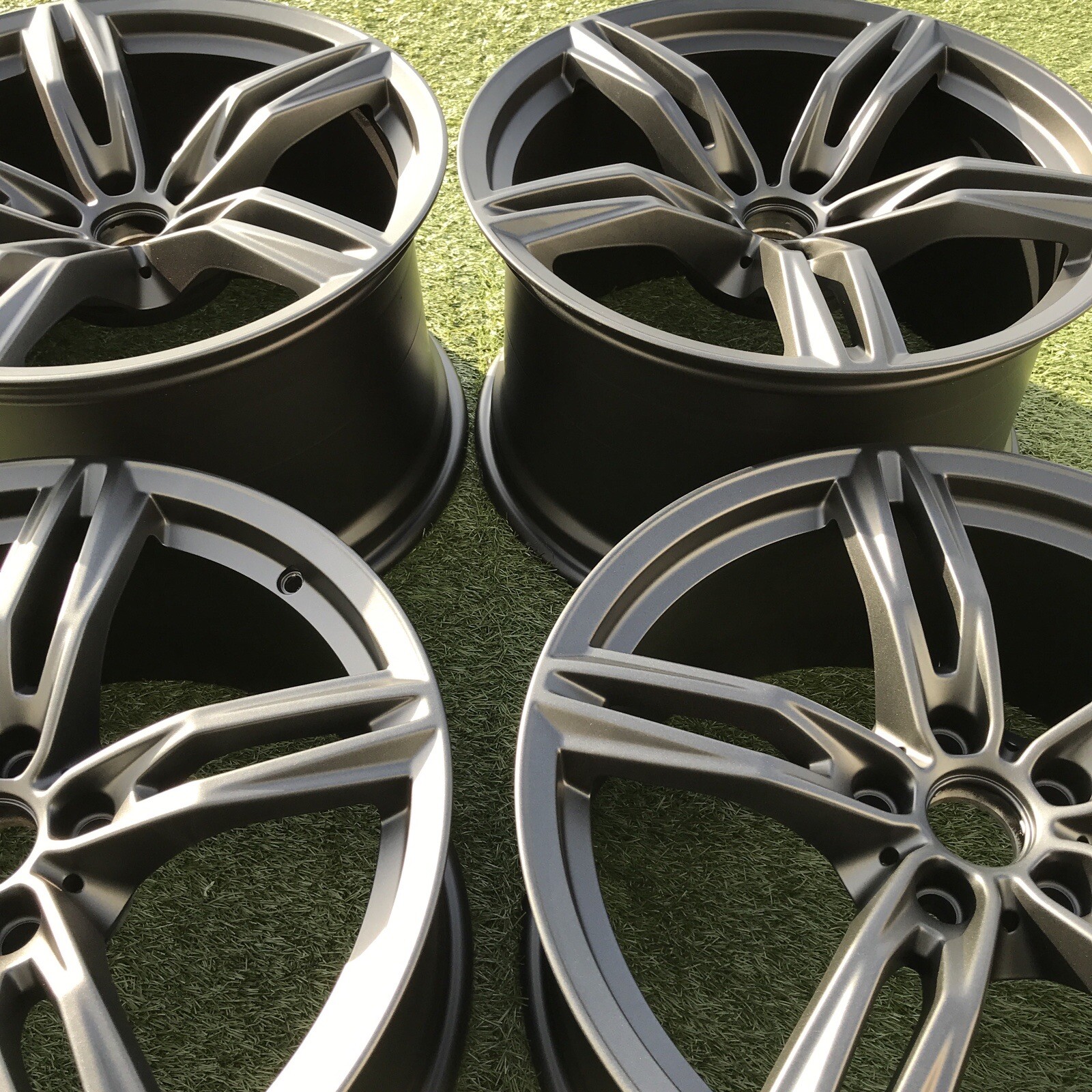 19" LAMBORGHINI RIMS GENUINE FACTORY OEM GUNMETAL GREY FINISH HURACAN