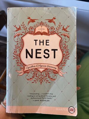 The Nest by Cynthia D'Aprix Sweeney (2016, Trade Paperback, Large Type /...