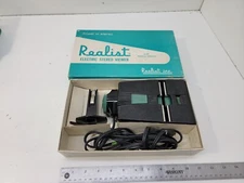 Realist 2062 Electric Stereo Viewer in Box With Battery Adaptor - Tested & Works