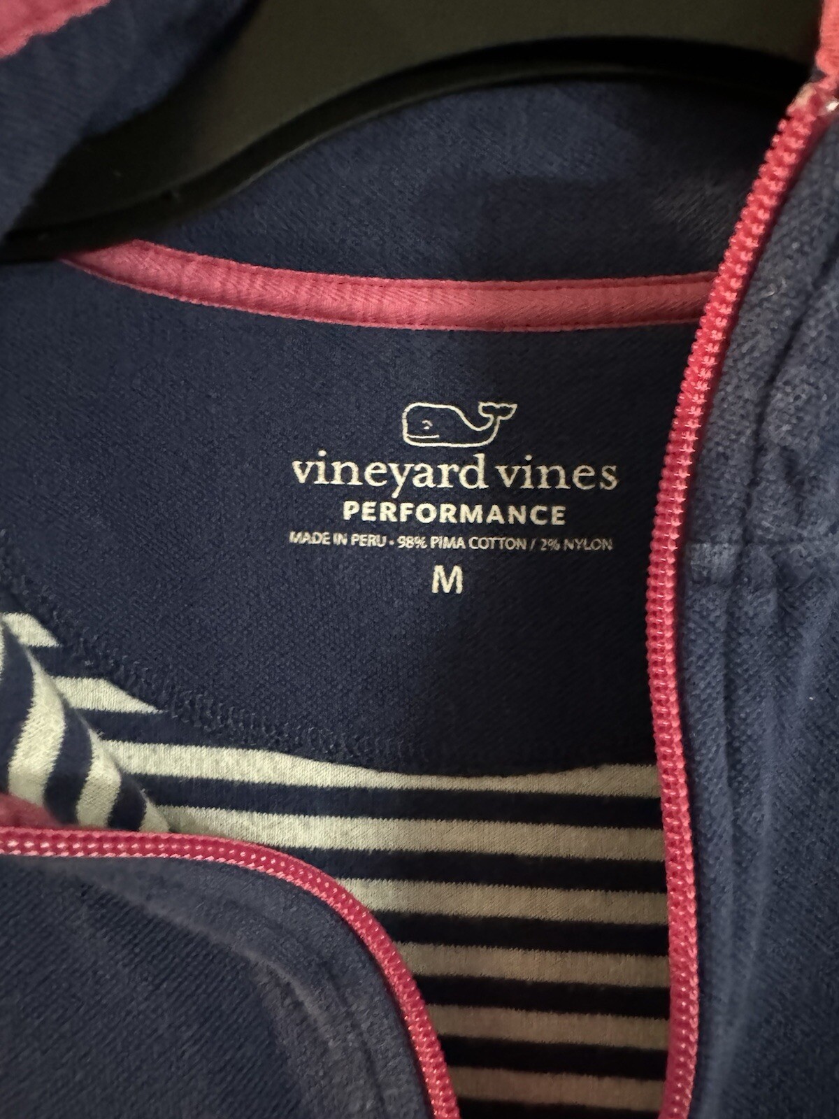 Vineyard Vines Performance Medium Pullover - image 4