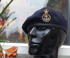 Royal Navy Petty Officers Beret & Bi-Metal Brass Badge British RN Blue 56 cm VTG