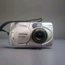 Olympus CAMEDIA D-490 Zoom 2.1MP Digital Camera - Silver