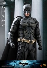 Hot Toys The Dark Knight Rises 1/6th scale Batman Collectible Figure DX19 New