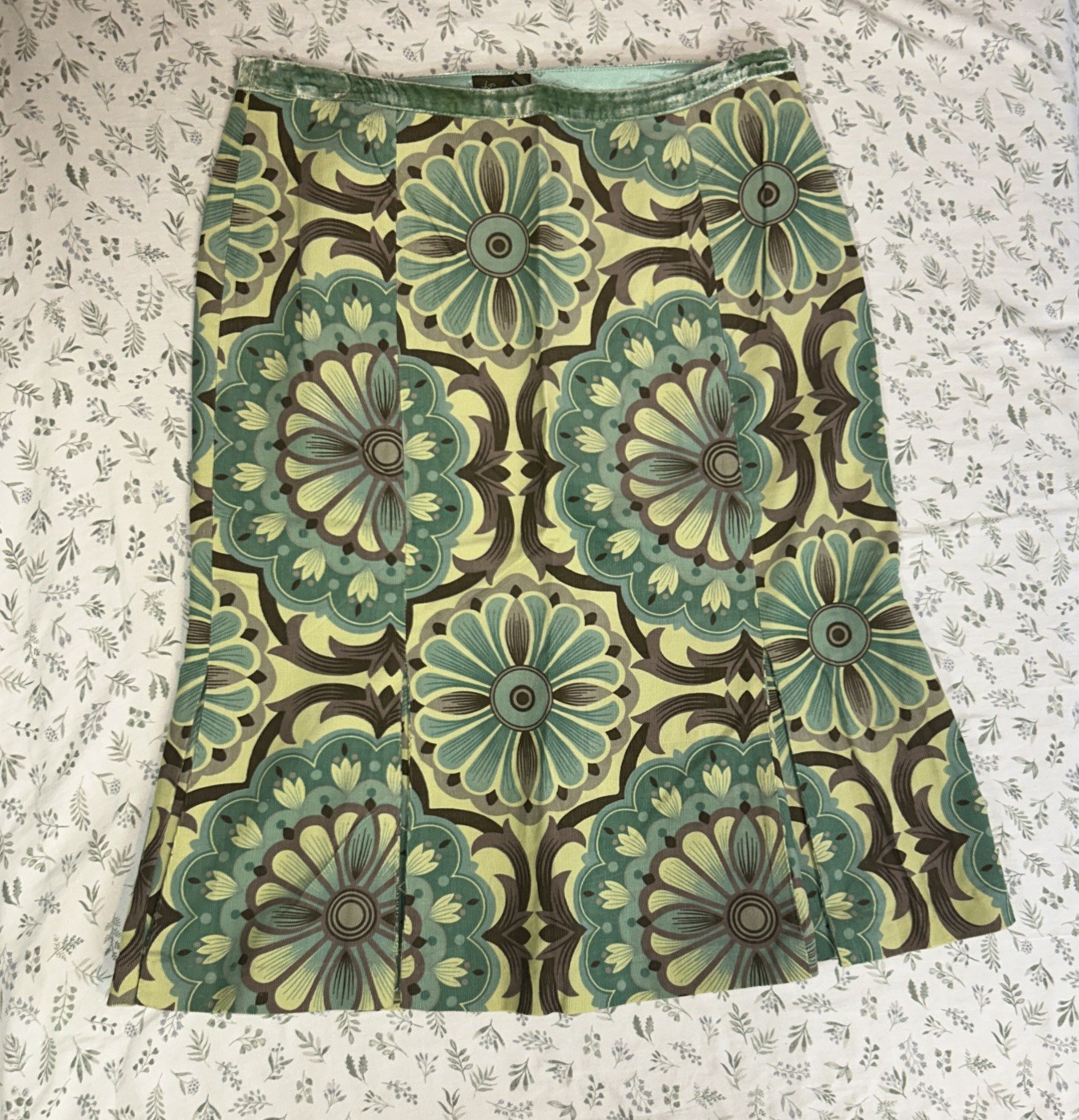 Anthropologie Fei Velvet Waistline Retro Floral Corduroy Skirt Size 6
