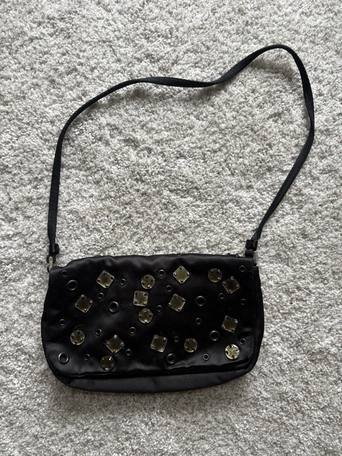 Autentica borsa a tracolla Prada nera con occhielli gioiello in raso