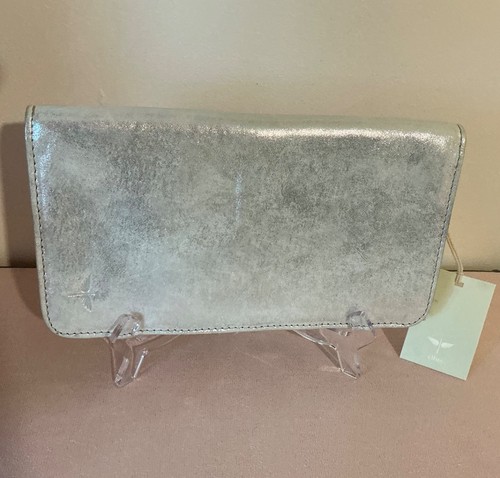 CLHEI Leather Travel Wallet Zip Around Silver Leather/Pouch