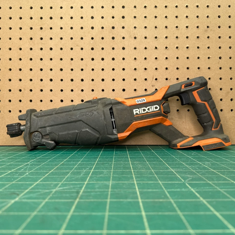 Ridgid R8642 Orbital Reciprocating Saw Gen5X 18V Cordless *FOR PARTS/REPAIR ONLY - Image 2 of 4