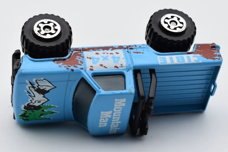 Matchbox Superfast MB57 4x4 Mini Pickup Truck blu Mountain Man. Macao - Immagine 3 di 4