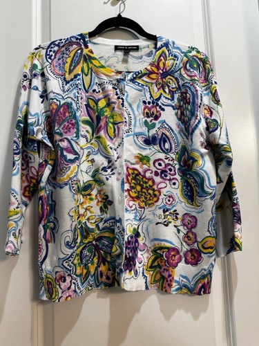 Cable & Gauge White Floral Cardigan sweater XL Round neck 3/4 sleeves Length 23” - Picture 3 of 7