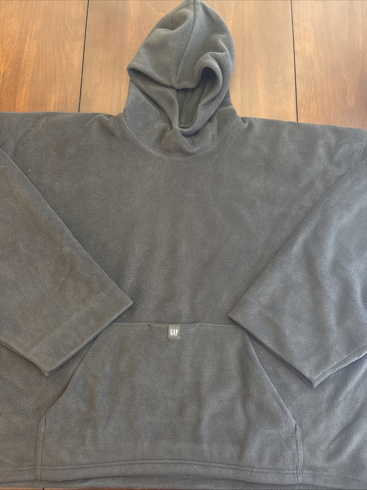 yeezy gap balenciaga Fleece hoodie medium Brand New Kayne