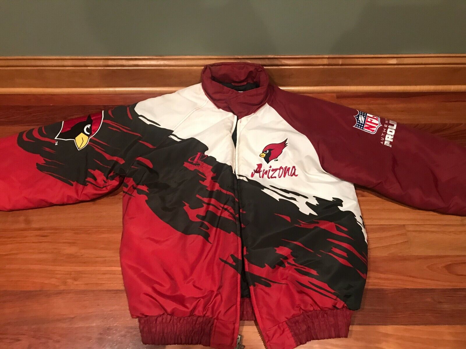 VINTAGE STARTER JACKET AUTHENTIC PRO LINE ARIZONA CARDINALS SIZE LARGE