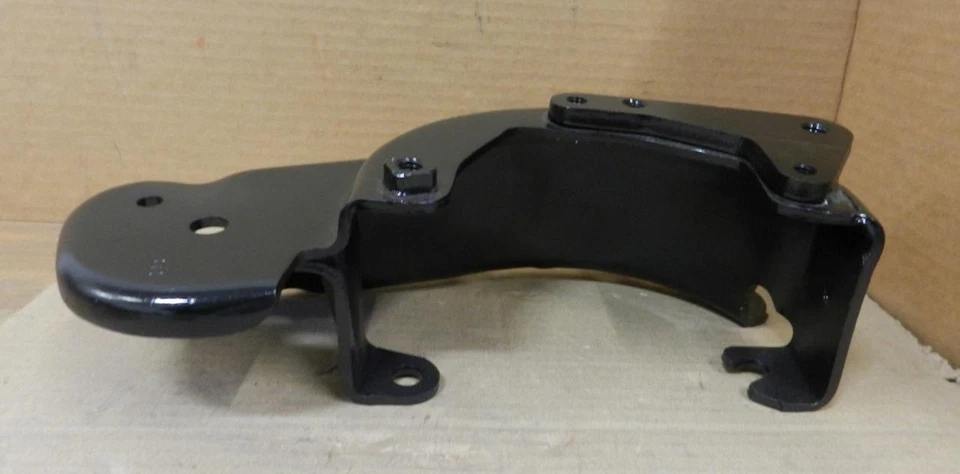 1987-91 Chevrolet G10-30 GMC 1500/3500 Van 4.3 5.0 5.7 used A/C bracket 10054896 - Image 2 of 4