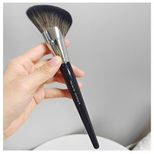 Sephora Collection PRO Demi Fan Brush 72 New Sealed with Plastic Cap