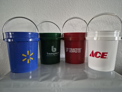 #ad NEW MINI BUCKETS SET OF 4 Walmart Tractor Supply ACE amp; Bomgaars $17.99