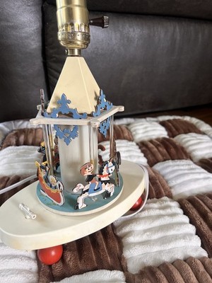 VTG 1950s Carousel Lamp Made by Dolly Toy Company Musical Brahms Lullaby Thorens
