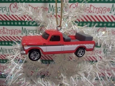 1979 FORD F150 CHRISTMAS ORNAMENT PICKUP TRUCK