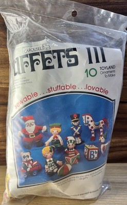 Vintage Carousel Crafts Puffets Fabric Christmas Ornament Kit Toyland #782 - NEW