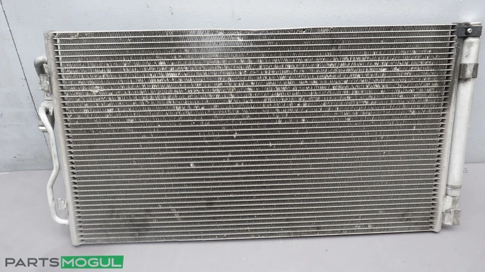 Radiador condensador aire acondicionado aire acondicionado BMW i3 2014-2017 01AAC005803 OEM Foto 3 de 4