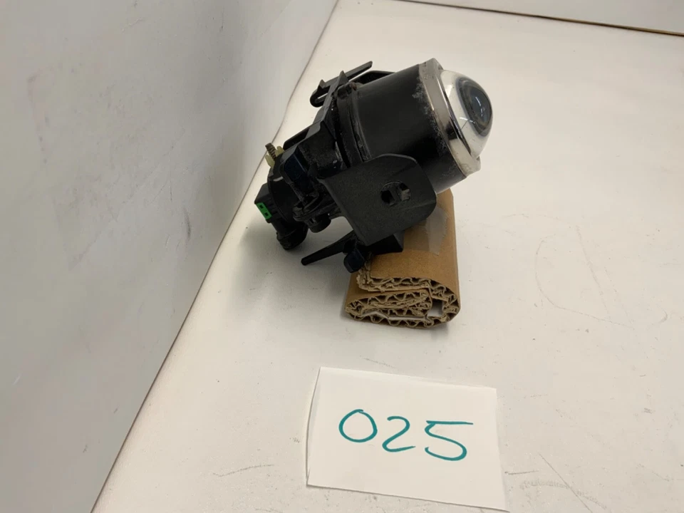 Faro antiniebla delantero Ford Fusion 2006-2012 Mercury Milan 2006-2011 OEM Foto 2 de 4