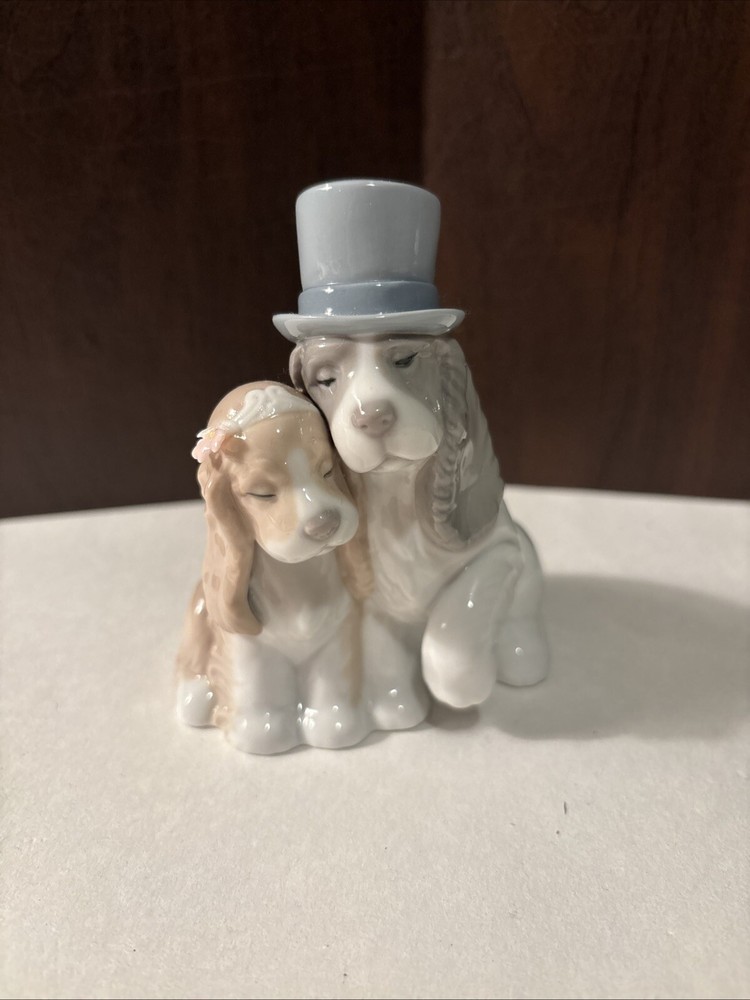 Nao By Lladro DOG Figurine 1480G 