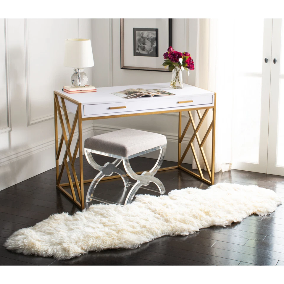 SAFAVIEH Rustic Modern Genuine Natural Luxurious Soft Sheepskin Rug White - Image 2 of 4