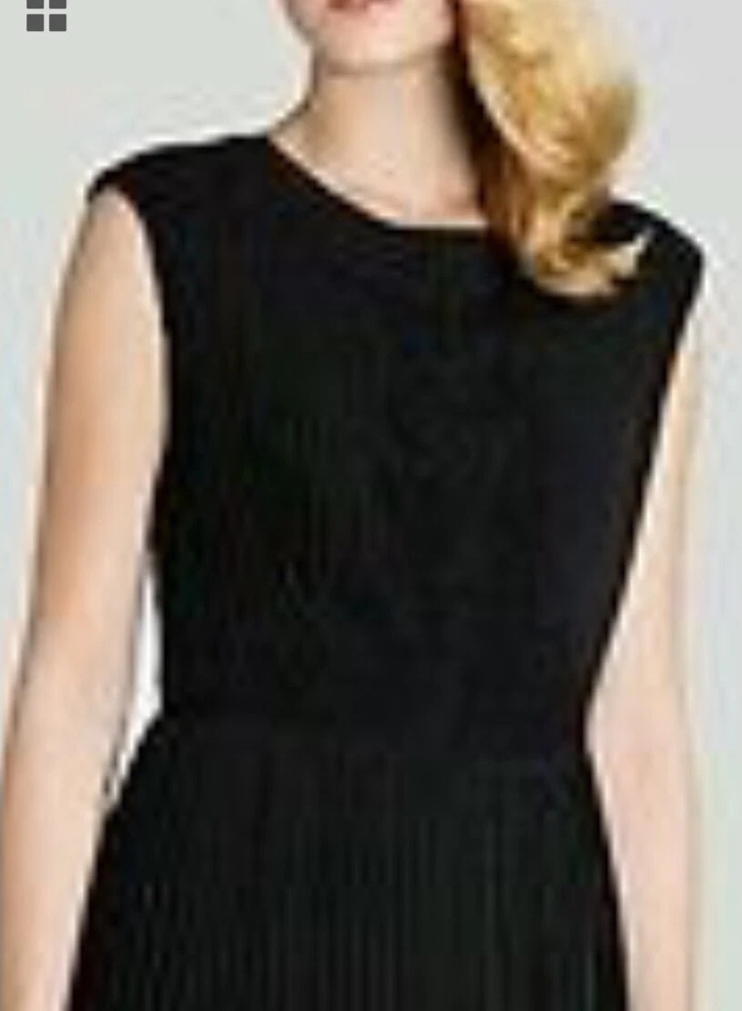 NEW Women s TED BAKER Black SASKIAH Cap Sleeve Lace Pleated Dress
