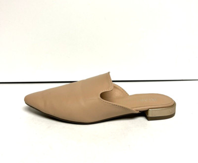 Joyce Azria Womens Maison Flat Size 6 M